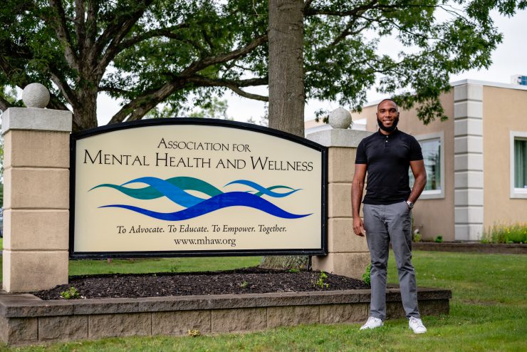 Association for Mental Health and Wellness internship with ӰƬ University student Shayne Georges
