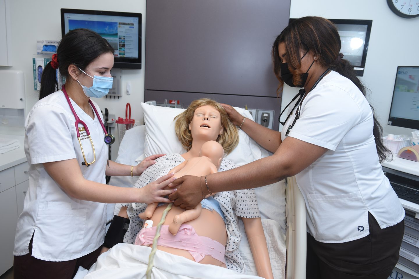 Victoria, a high-fidelity maternal simulator manikin, arrived at CESiL with two baby manikins in March 2019鈥攁ble to simulate a complete range of situations that nurses may face in the delivery room, from typical neonatal care to obstetric emergencies.